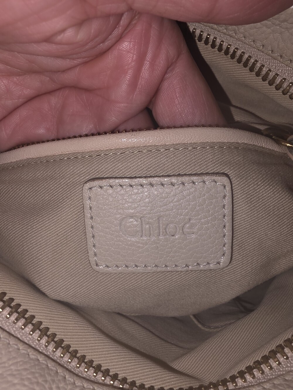 Authentic CHLOE PARATY - Cream Leather Shoulder Bag with Silver Accents - Picture 13 of 16